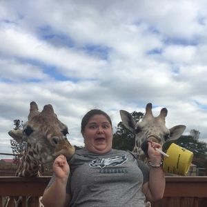 Meet your Posher, Lauren